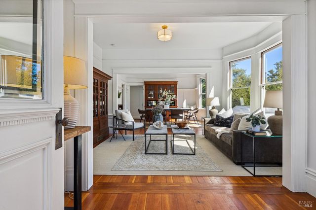 1375 Gossage Ave, Petaluma, CA 94952