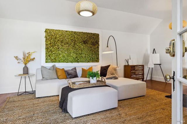 1375 Gossage Ave, Petaluma, CA 94952