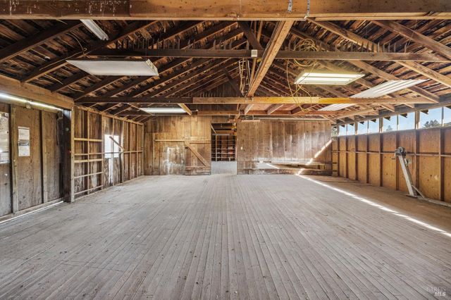 1375 Gossage Ave, Petaluma, CA 94952