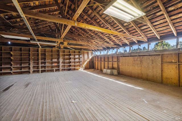 1375 Gossage Ave, Petaluma, CA 94952