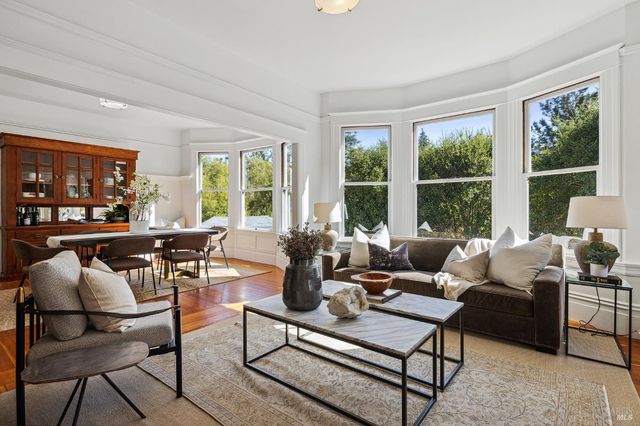 1375 Gossage Ave, Petaluma, CA 94952