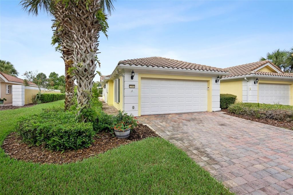 Image 5 of property listing at 12004 KAJETAN LANE, Orlando, FL 32827