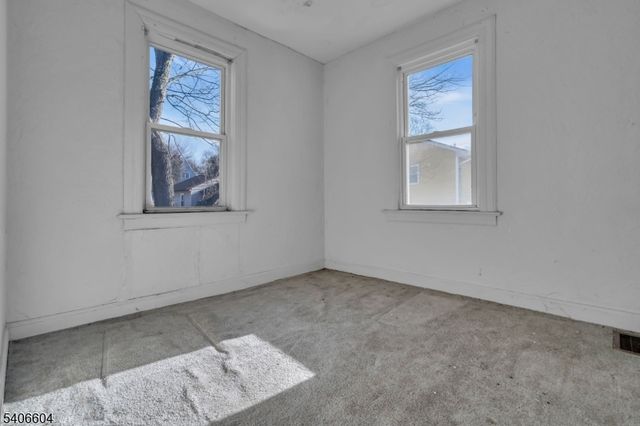 72 Allentown Rd, Parsippany-troy Hills Twp., NJ 07054