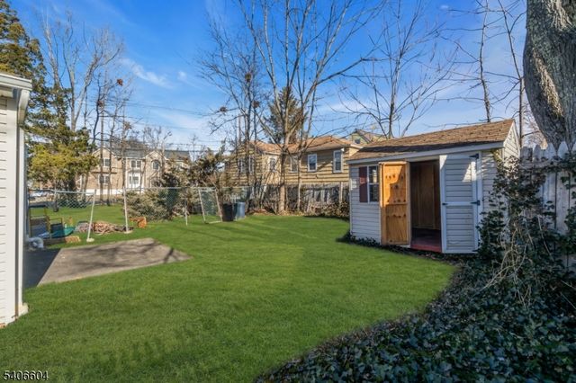 72 Allentown Rd, Parsippany-troy Hills Twp., NJ 07054