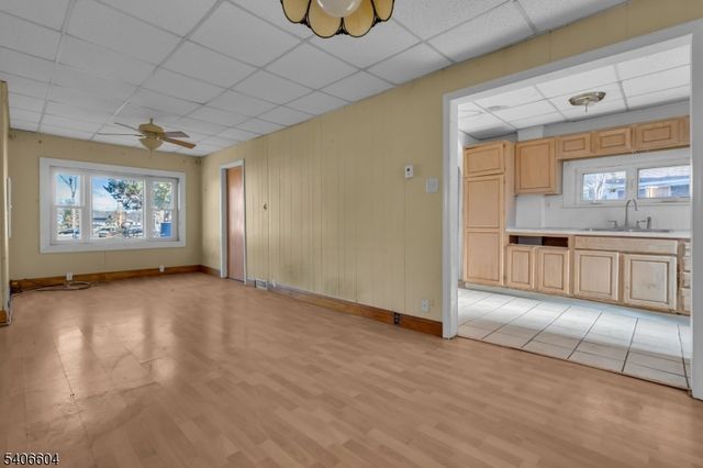 72 Allentown Rd, Parsippany-troy Hills Twp., NJ 07054