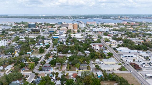 1006 12TH AVENUE W, Bradenton, FL 34205