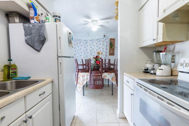 1006 12TH AVENUE W, Bradenton, FL 34205