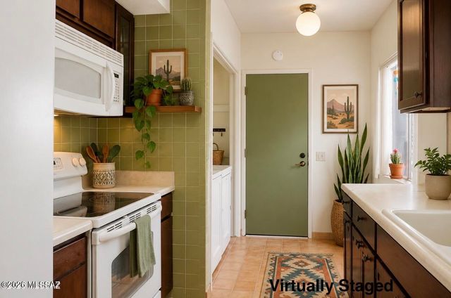 1176 S Alpine Circle, Green Valley, AZ 85614
