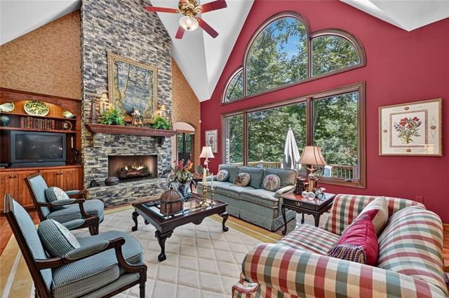 357 Goldmine Trail, Ellijay, GA 30536