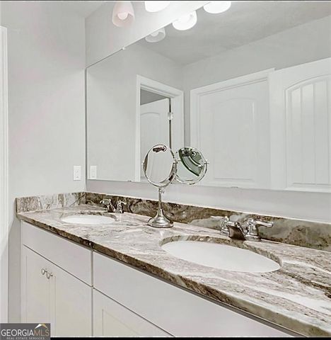 232 Woodstone Court, Atlanta, GA 30331