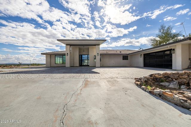 2809 E FRYE Road, Phoenix, AZ 85048