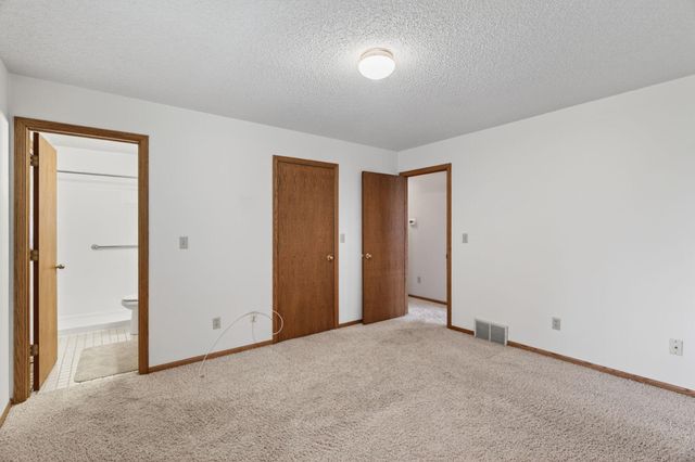 3324 Geselle Lane NW, Rochester, MN 55901