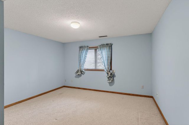 3324 Geselle Lane NW, Rochester, MN 55901
