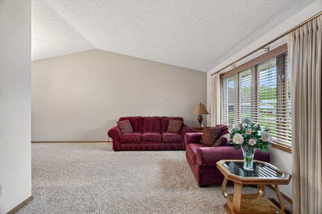 3324 Geselle Lane NW, Rochester, MN 55901