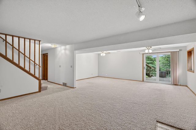 3324 Geselle Lane NW, Rochester, MN 55901