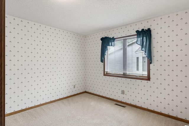 3324 Geselle Lane NW, Rochester, MN 55901