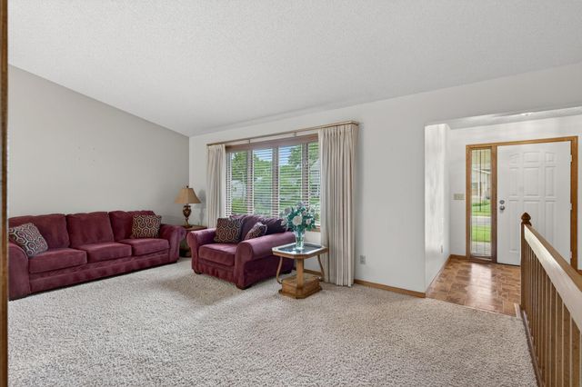 3324 Geselle Lane NW, Rochester, MN 55901