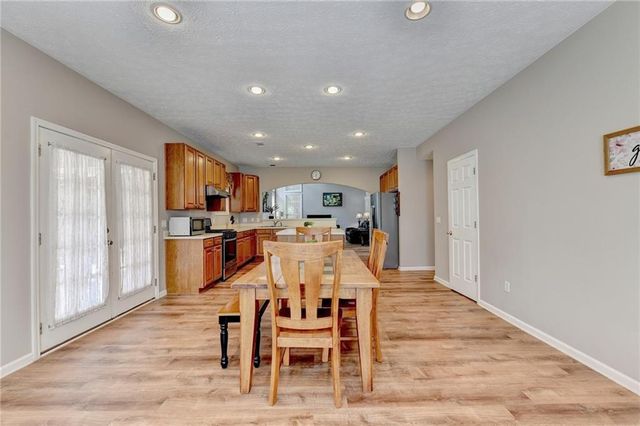425 Martin Creek Way, Lawrenceville, GA 30045