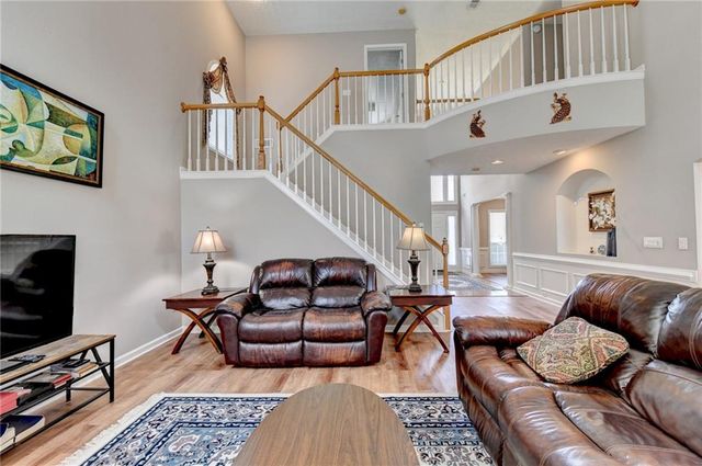 425 Martin Creek Way, Lawrenceville, GA 30045