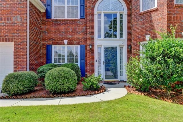 425 Martin Creek Way, Lawrenceville, GA 30045