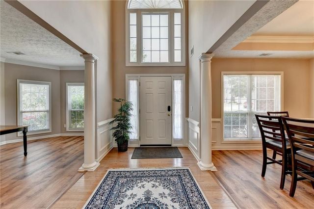 425 Martin Creek Way, Lawrenceville, GA 30045
