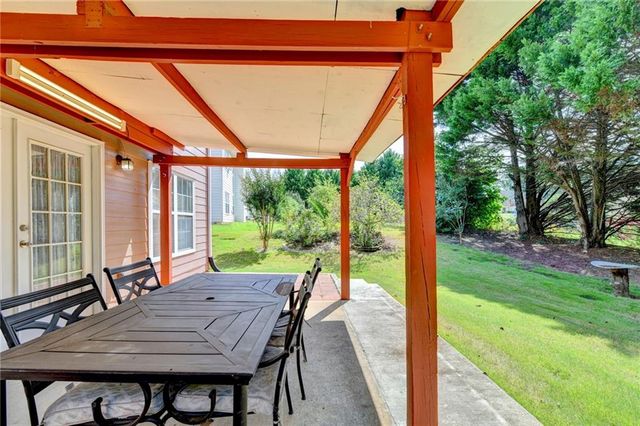 425 Martin Creek Way, Lawrenceville, GA 30045