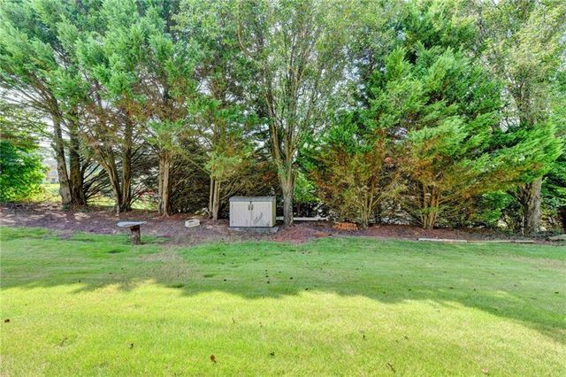 425 Martin Creek Way, Lawrenceville, GA 30045
