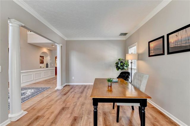425 Martin Creek Way, Lawrenceville, GA 30045
