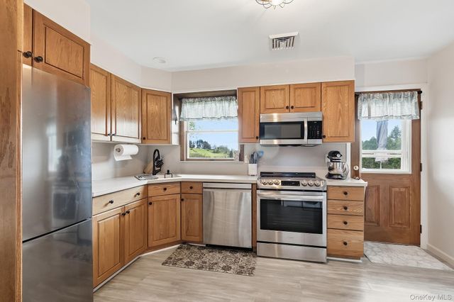 27 Morningside Drive, Patterson, NY 12563