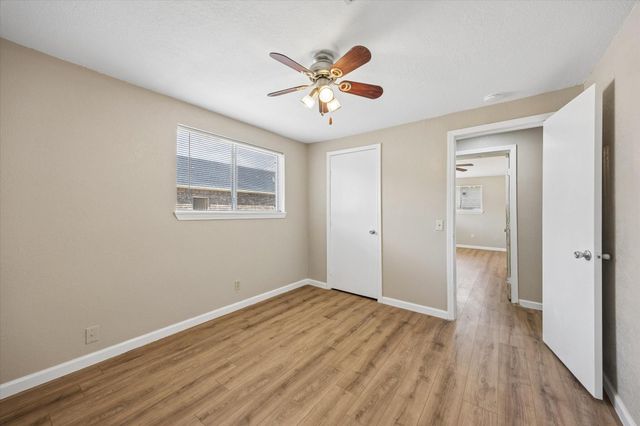 218 N Ormsby Street, Alvin, TX 77511