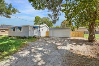 218 N Ormsby Street, Alvin, TX 77511