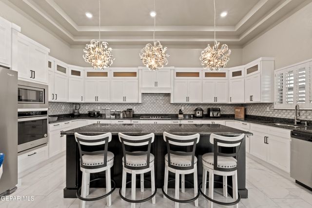 1016 Gaitan Street, Horizon City, TX 79928