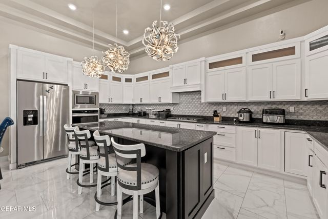 1016 Gaitan Street, Horizon City, TX 79928