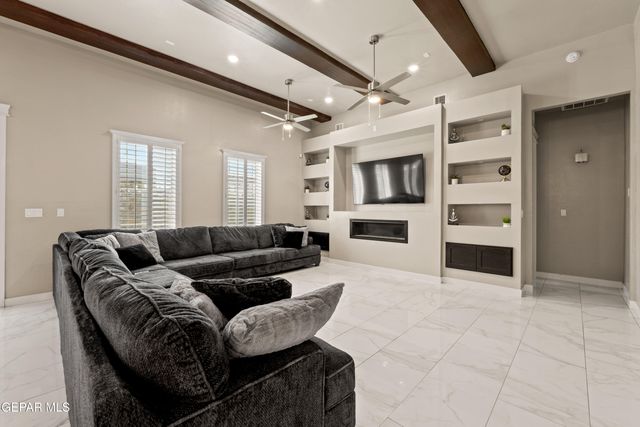1016 Gaitan Street, Horizon City, TX 79928