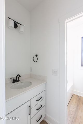 7918 Trestle Bend Road, Monclova, OH 43542