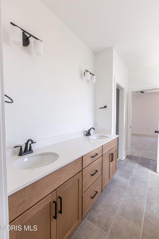 7918 Trestle Bend Road, Monclova, OH 43542