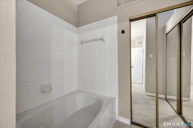 31 High Street 5207, East Hartford, CT 06118