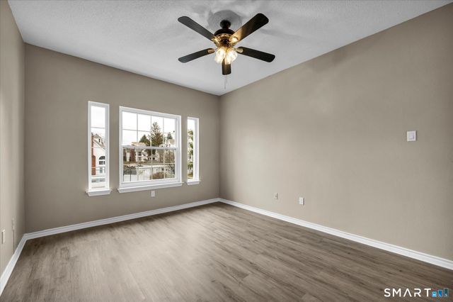 31 High Street 5207, East Hartford, CT 06118