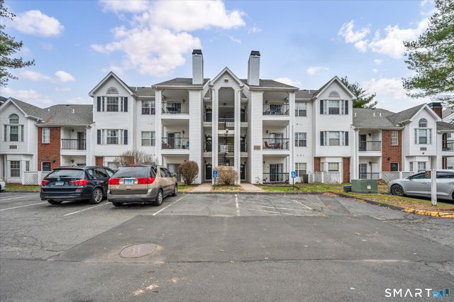 31 High Street 5207, East Hartford, CT 06118