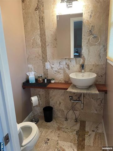 331 Undercliff Avenue, Edgewater, NJ 07020