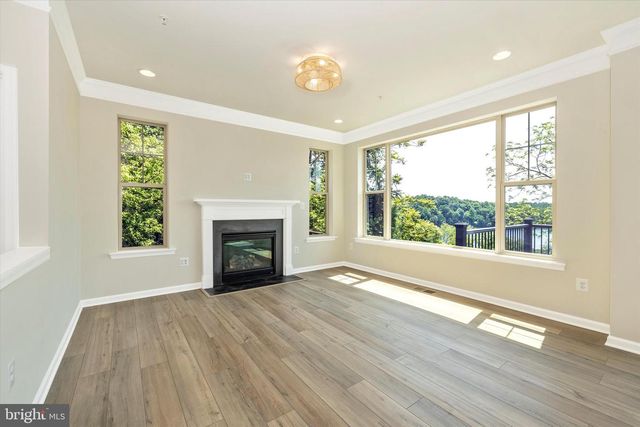 29 LAKERIDGE DR, New Market, MD 21774