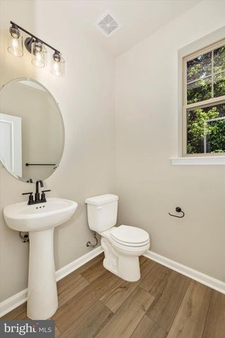 29 LAKERIDGE DR, New Market, MD 21774