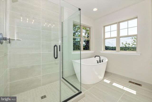 29 LAKERIDGE DR, New Market, MD 21774