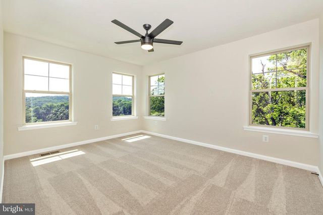 29 LAKERIDGE DR, New Market, MD 21774