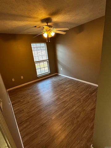 26 Blair Drive, Vilonia, AR 72173