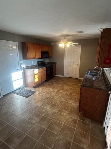 26 Blair Drive, Vilonia, AR 72173