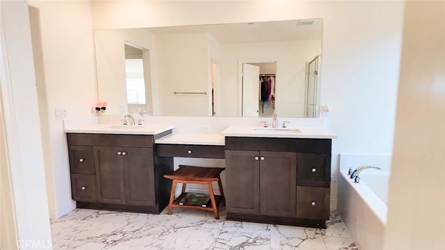 27216 Old Miner Circle, Menifee, CA 92585
