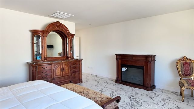 27216 Old Miner Circle, Menifee, CA 92585