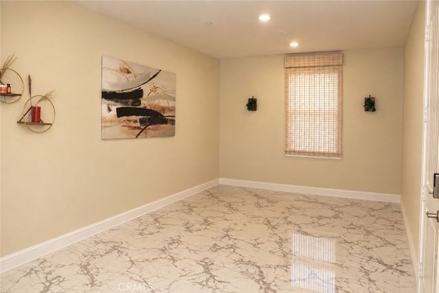 27216 Old Miner Circle, Menifee, CA 92585
