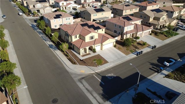 27216 Old Miner Circle, Menifee, CA 92585